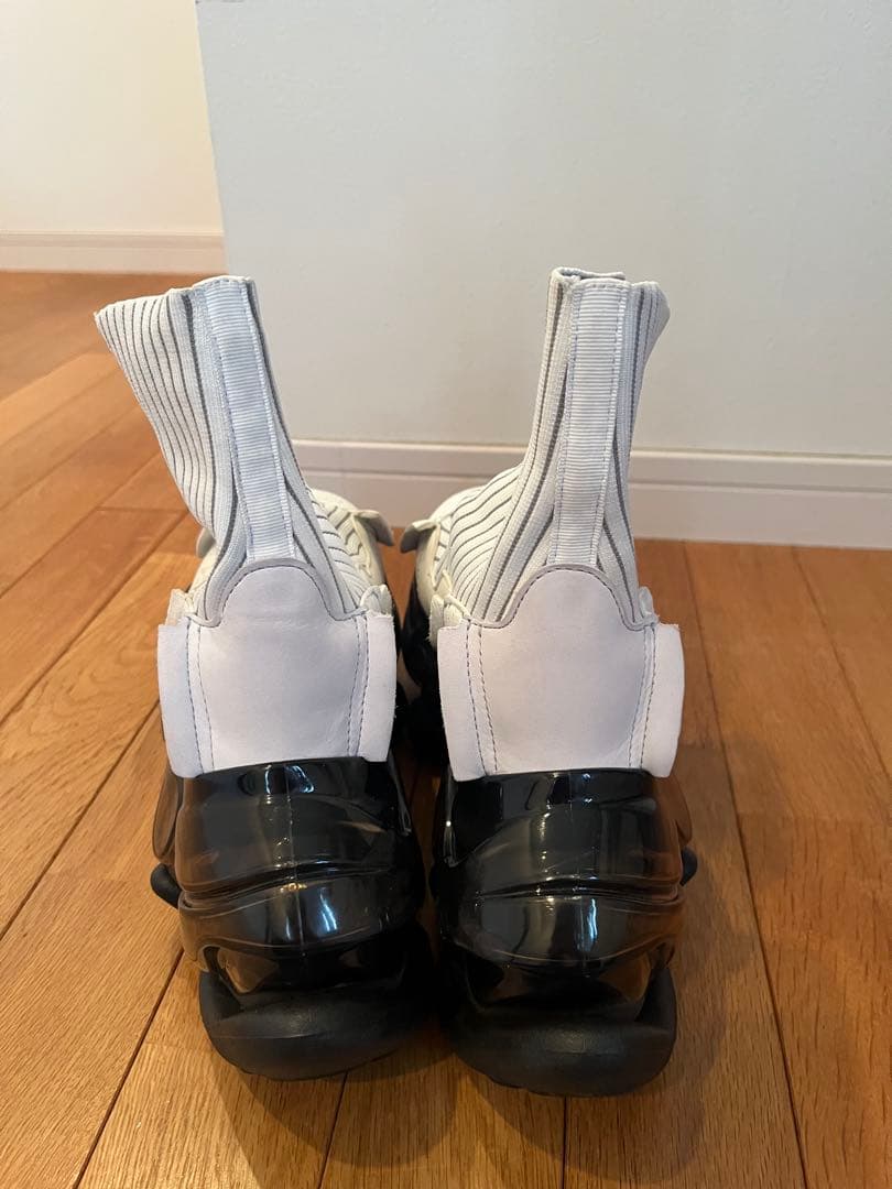 靴 grounds SKYSCRAPER SLED WHITE BLACK 24.0