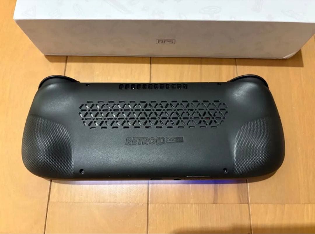 Retroid pocket 5 ブラック