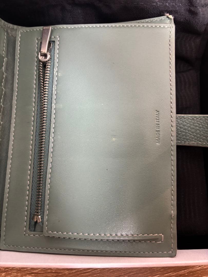 CELINE ミントグリーン 二つ折り財布