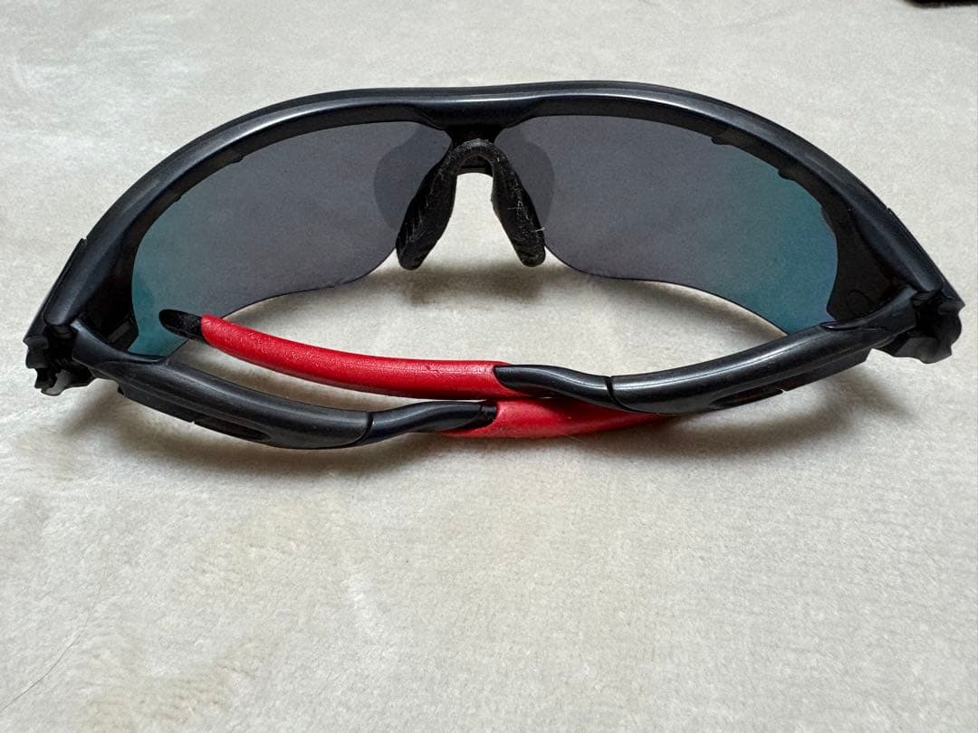 し*ん様 Oakley スポーツサングラス グラデーションレッド