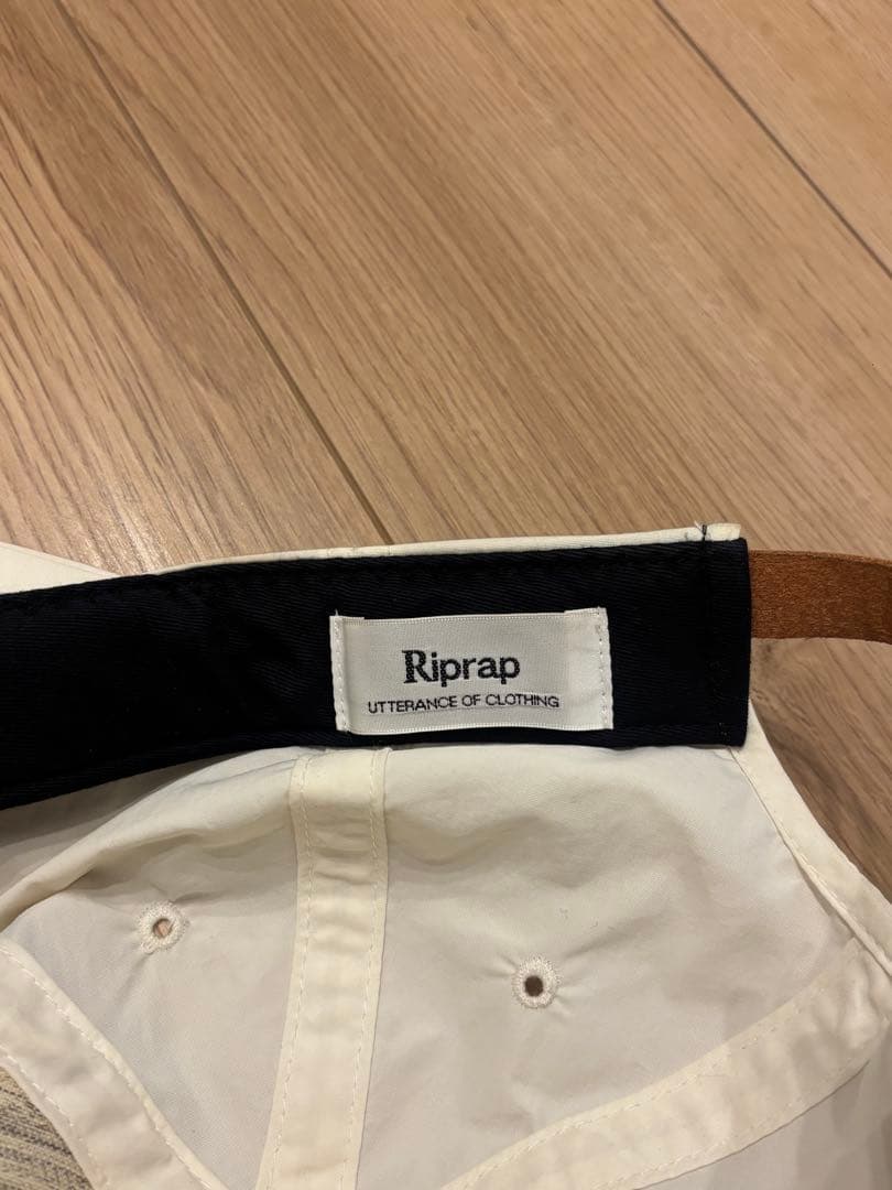 Riprap ロングビルキャップ　白