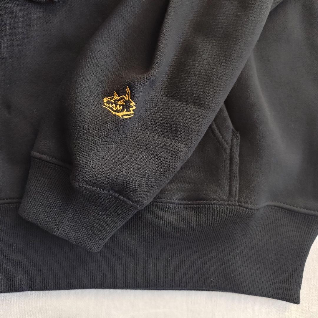 MAN WITH A MISSION　　GAW刺繍パーカー