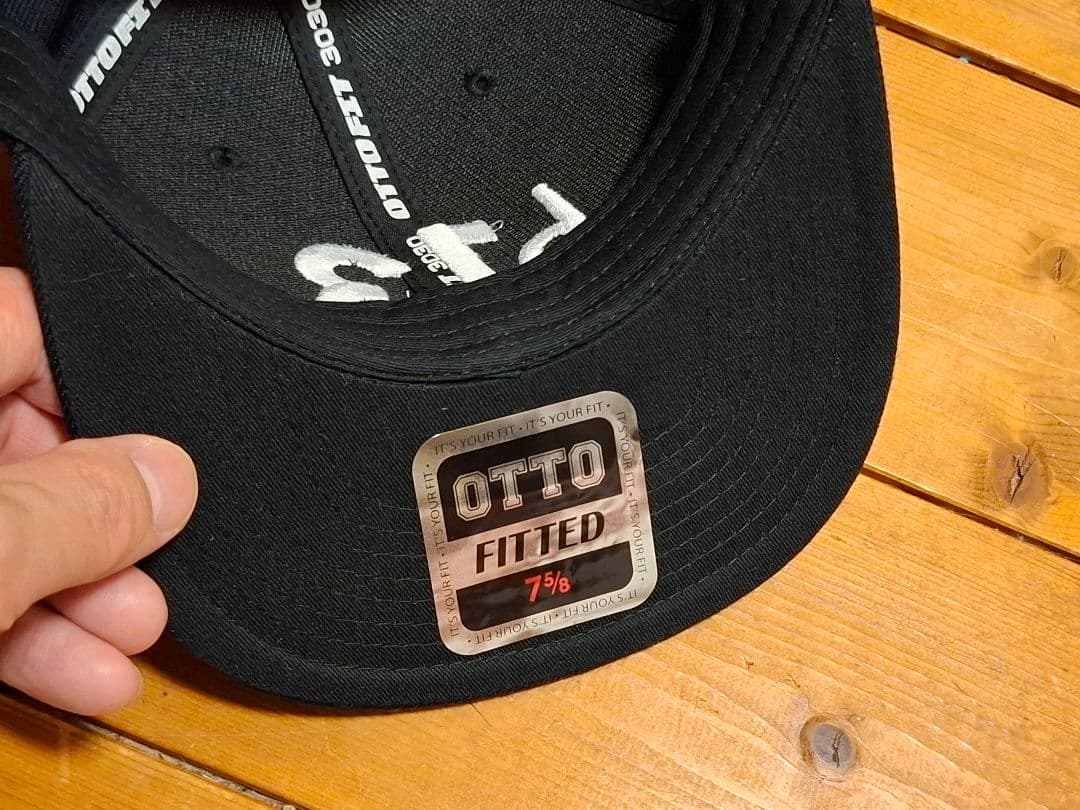 FLAT THIRTEEN キャップ チャレンジャー ポークチョップ