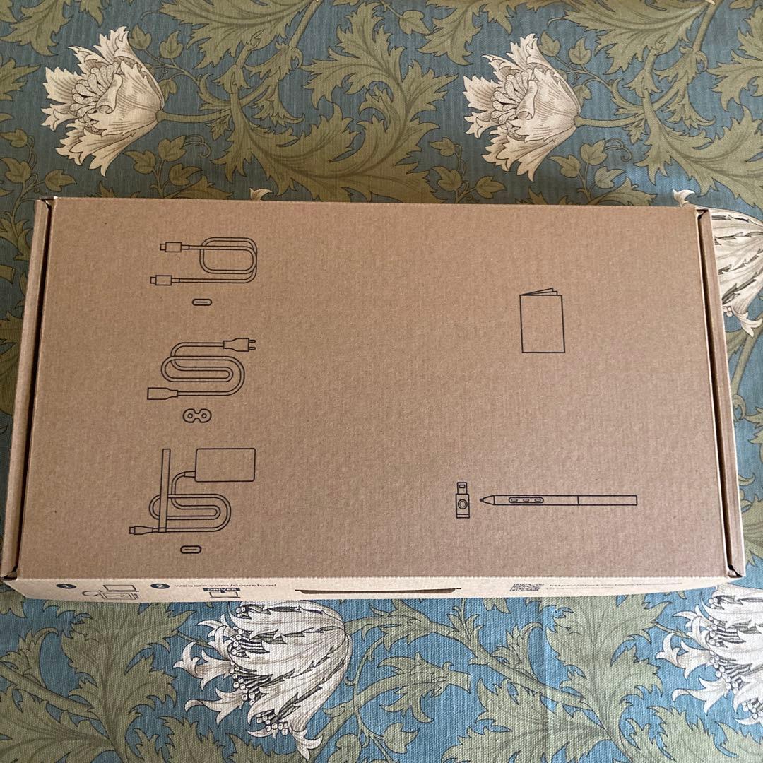 Wacom Cintiq 24 Touch DTH246 タッチ機能付