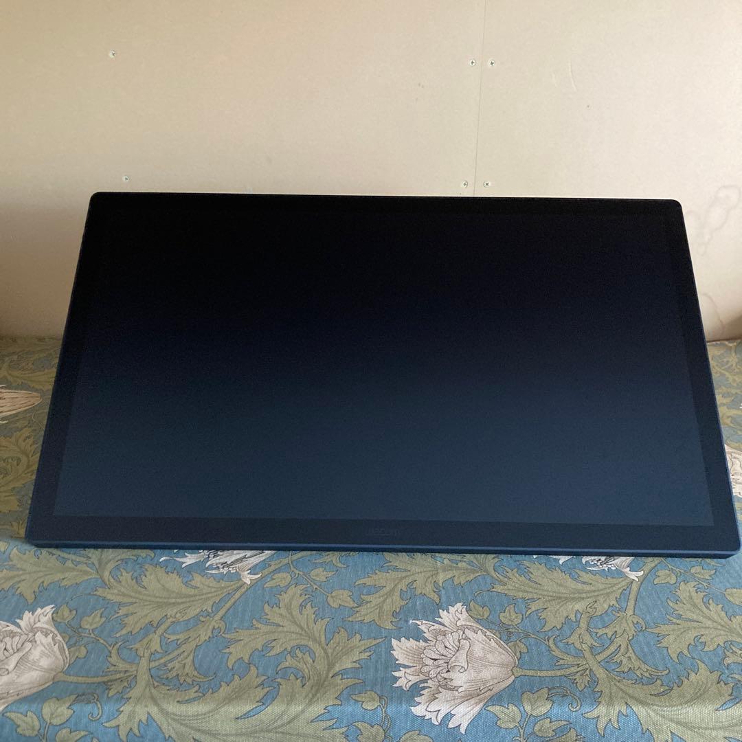 Wacom Cintiq 24 Touch DTH246 タッチ機能付