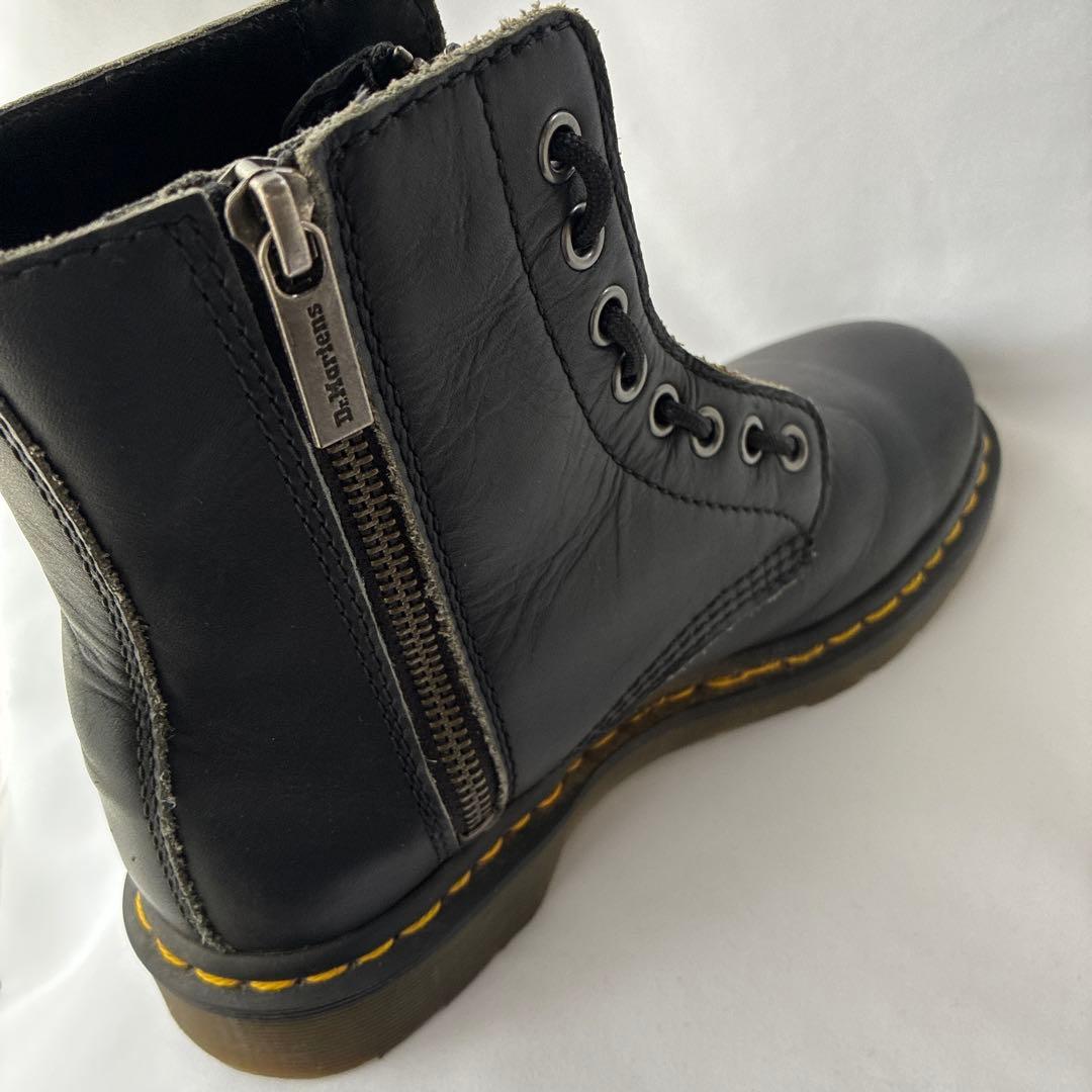 Dr. Martens UK4 ブラック フロントジップ ワークブーツ