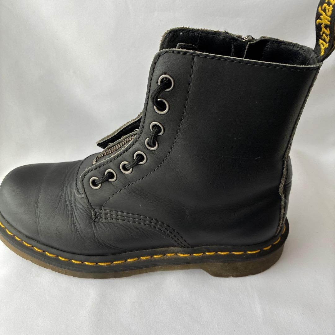 Dr. Martens UK4 ブラック フロントジップ ワークブーツ