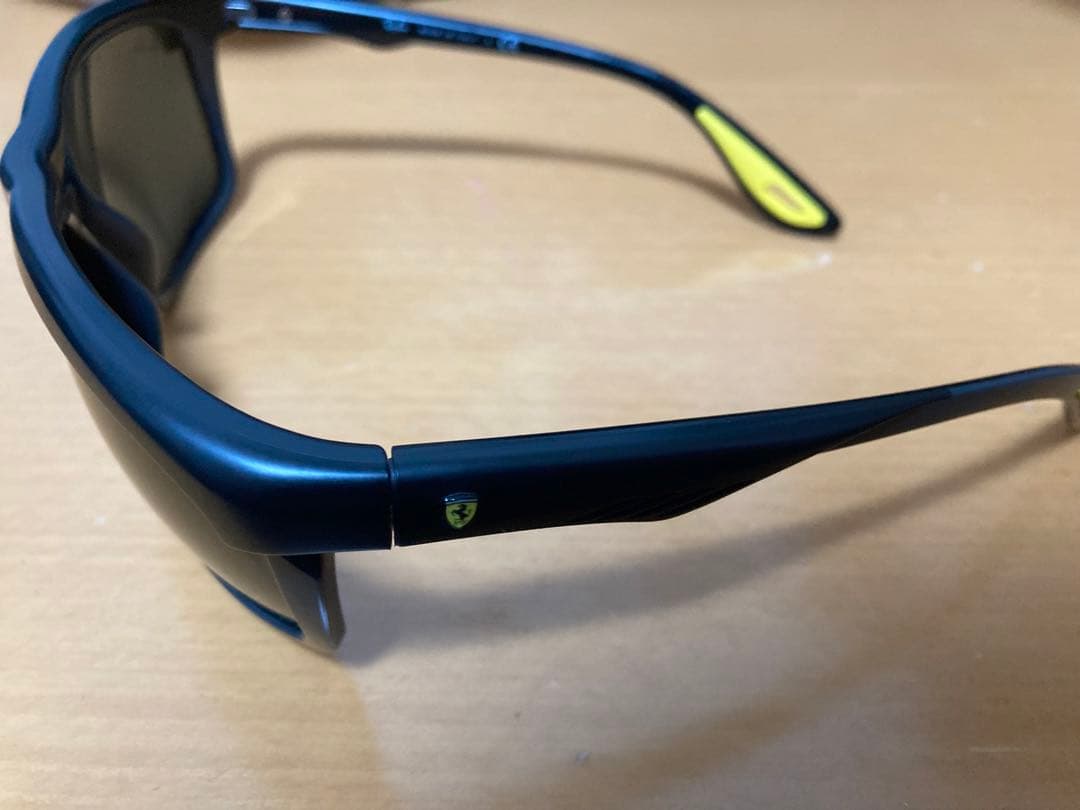 小物 RAYBAN RB4363M SCUDERIA FERRARI