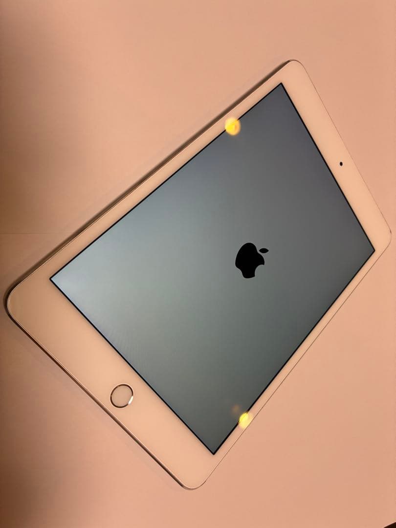iPad mini 4 64GB アイパッド タブレット アップル