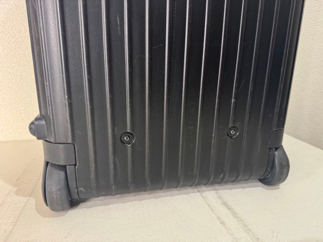 リモワ サルサ 33L 2輪 キャリーケース TSAロック 正規品