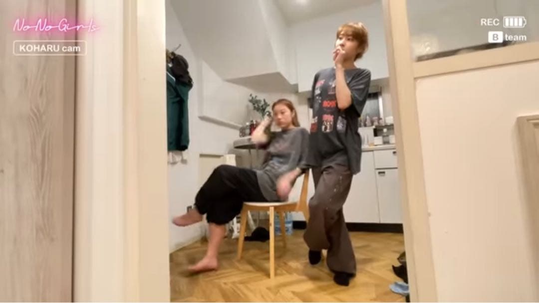 HANA ジス　プライベート愛用　バンドTシャツ　Bershka 半袖　ノノガ