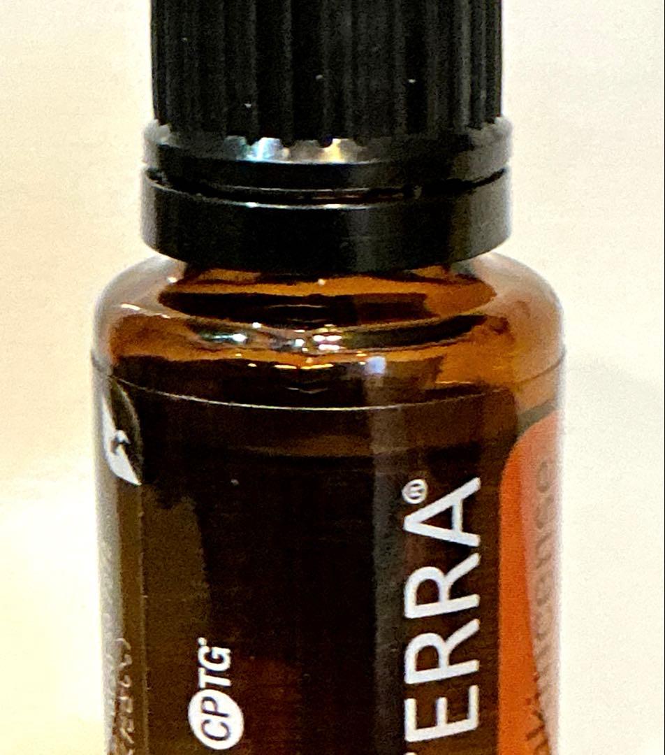 【新品未開封】doTERRA ドテラ フランキンセンス 15mL