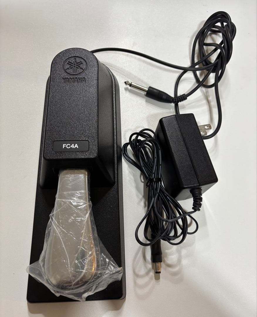 送料込　ヤマハ　YAMAHA 76鍵盤　piaggero NP-32 スタンド付