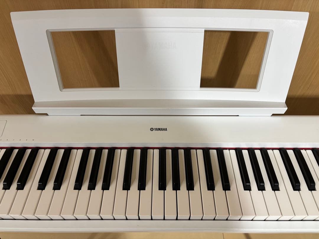 送料込　ヤマハ　YAMAHA 76鍵盤　piaggero NP-32 スタンド付