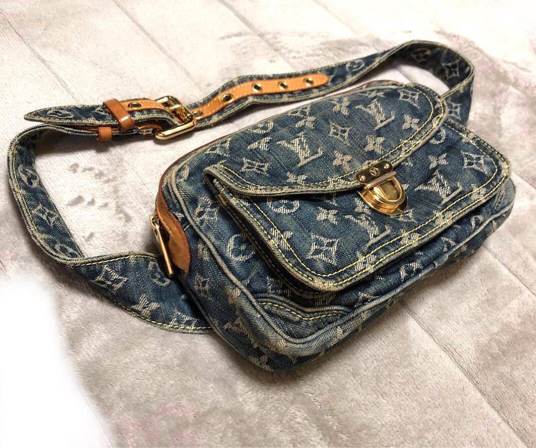 【美中古品！】ルイヴィトン モノグラム デニム バムバッグ ボディバック