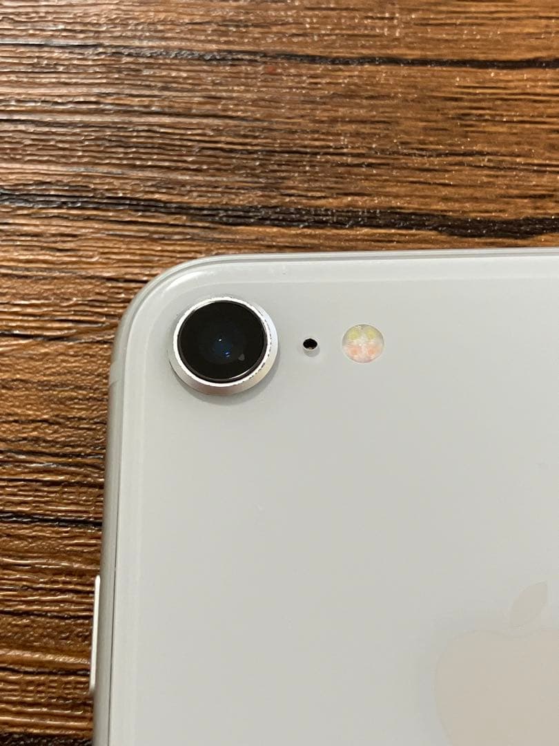 iPhone8 本体 シルバー 64GB SIMフリー