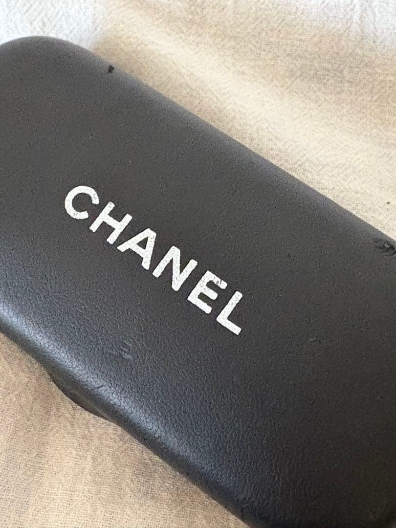 CHANEL シャネルサングラス マトラッセ ココマーク黒 ゴールド金具