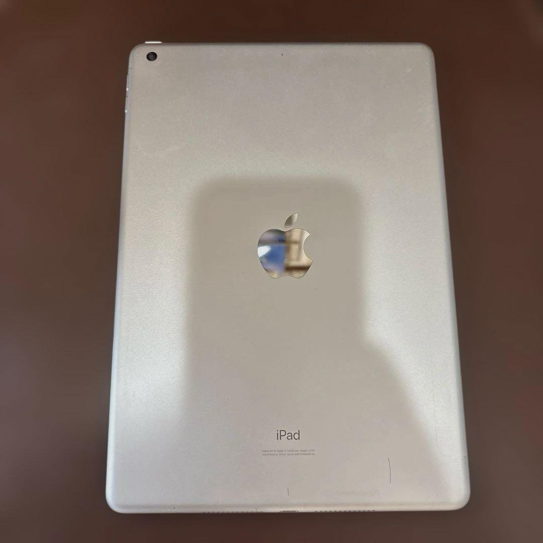 ヒ*ロ様 Apple iPad第7世代32G 本体　美品
