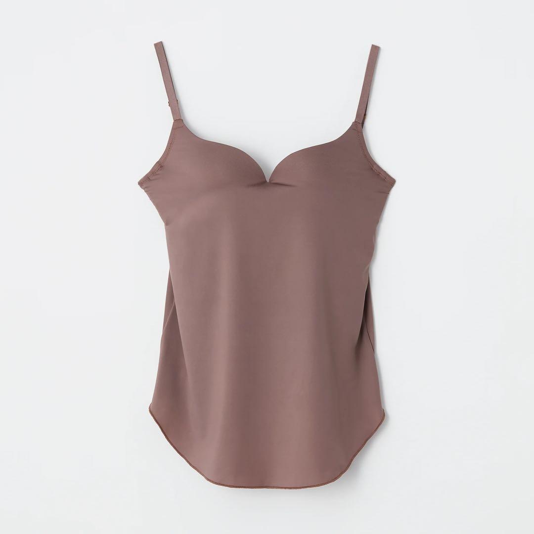 【美品】ESS by モカ　Curving Line Bra Camisole