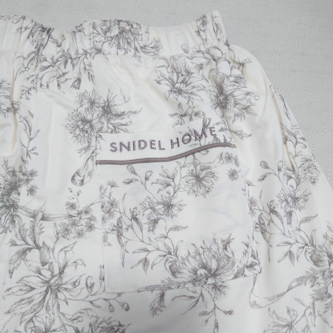 スナイデルホーム　SNIDEL 花柄 フラワー セットアップ