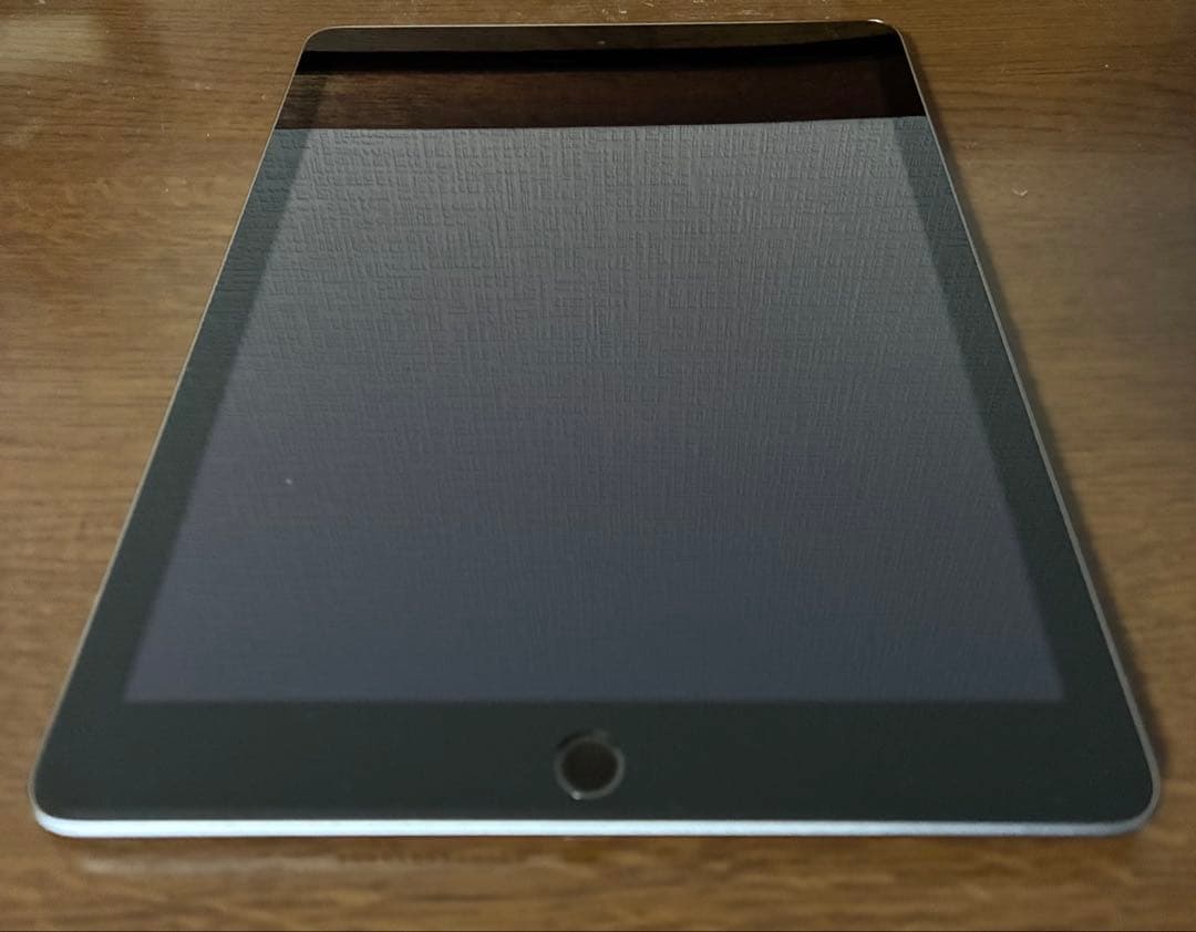 Apple iPad 第5世代(128GB) シルバー