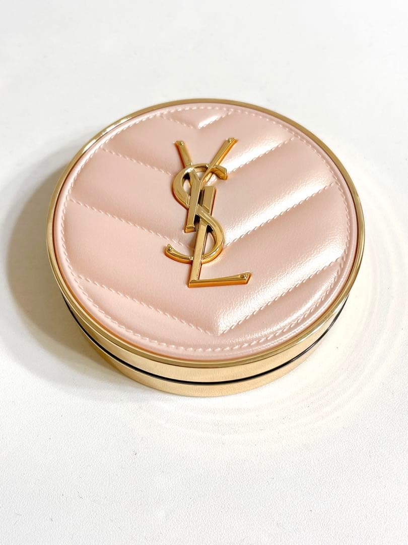 YSL サンローラン ラディアントタッチ グロウ パクト ファンデーション