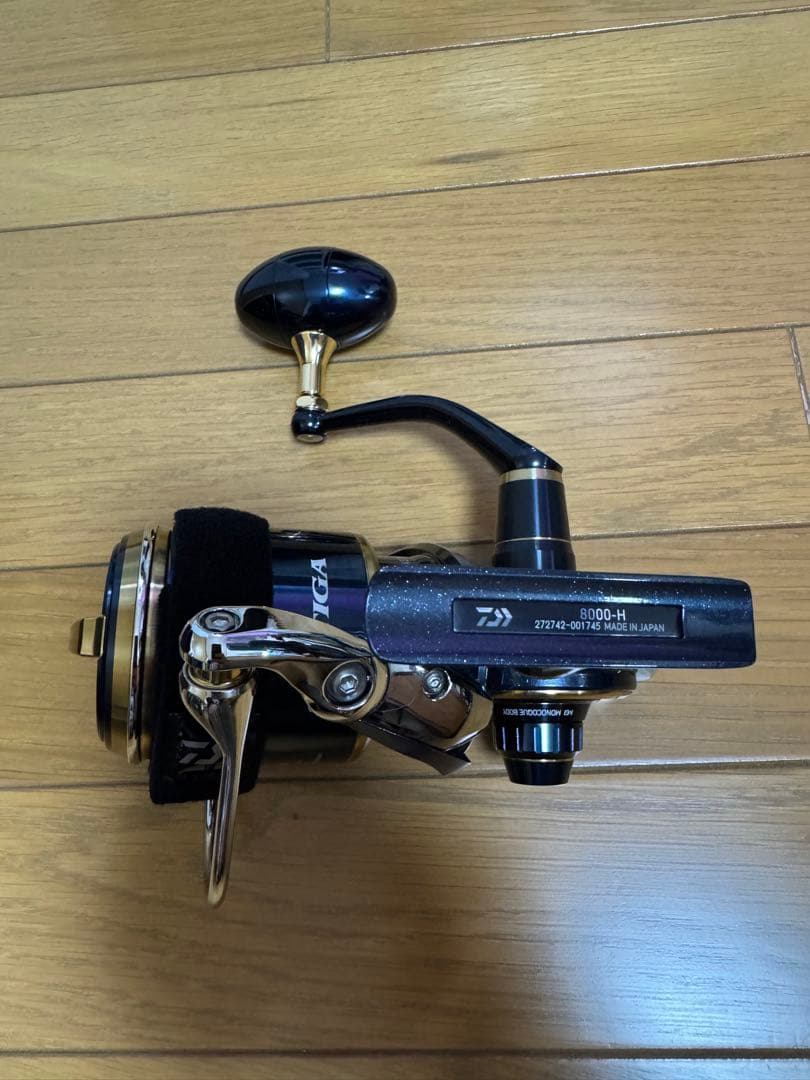DAIWA 20ソルティガ8000-H スピニングリール
