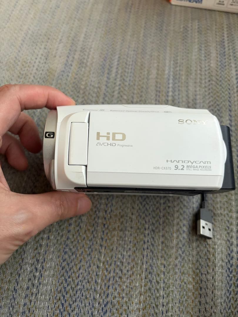SONY HDR-CX670 ホワイト ビデオカメラ本体