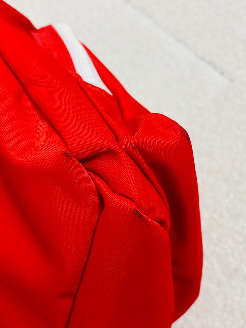 8839. 【未使用訳あり】Courreges ナイロン ボディバッグ 赤