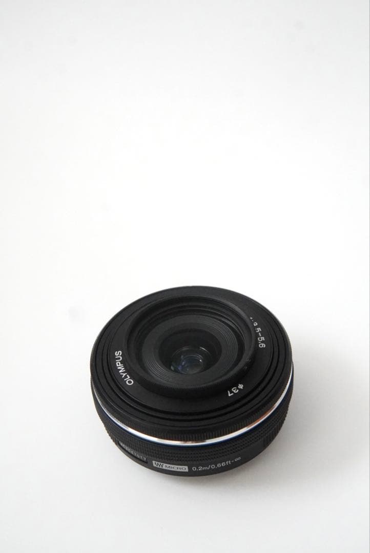 OLYMPUS OM-D E-M10 MarkIII 42.5mmF1.7レンズ