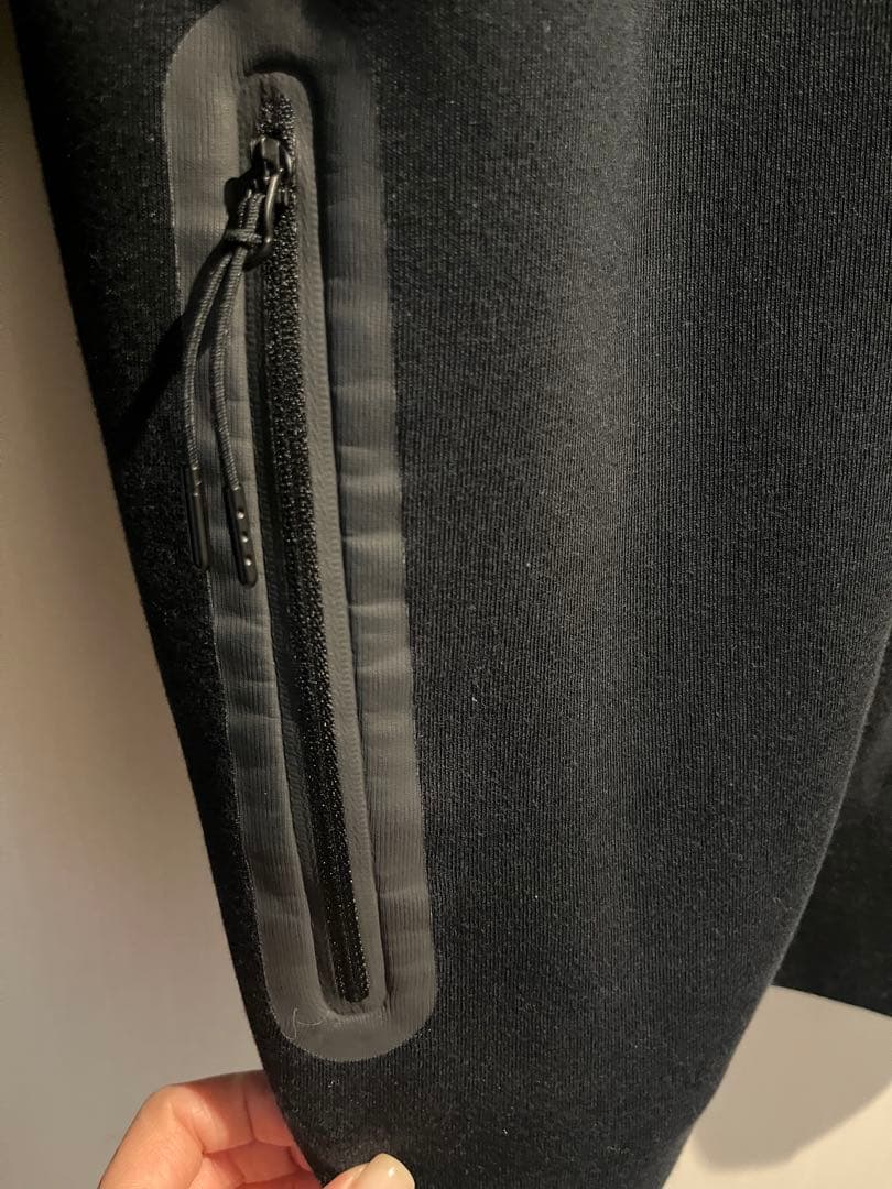 【美品】NIKE テックフリース ジップパーカー スウェット フード　 黒　L