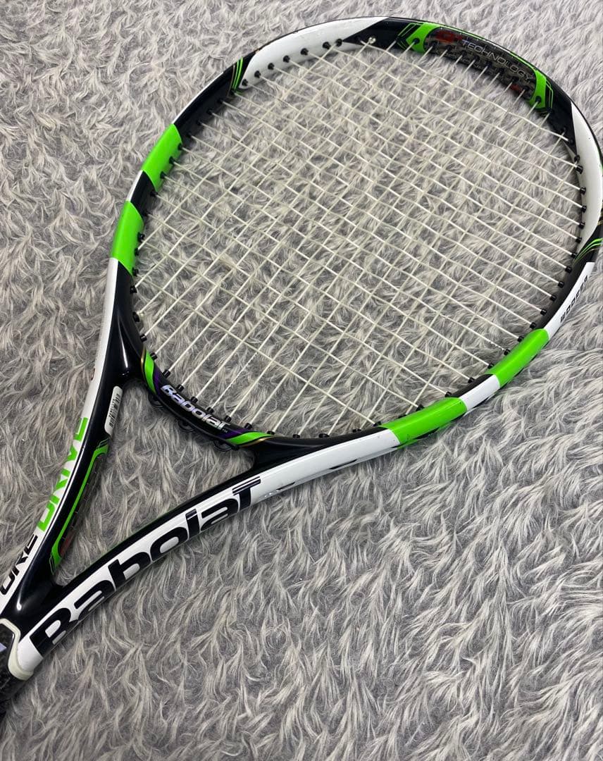 希少 ウィンブルドン限定品 Babolat ピュアドライブ 硬式テニスラケット
