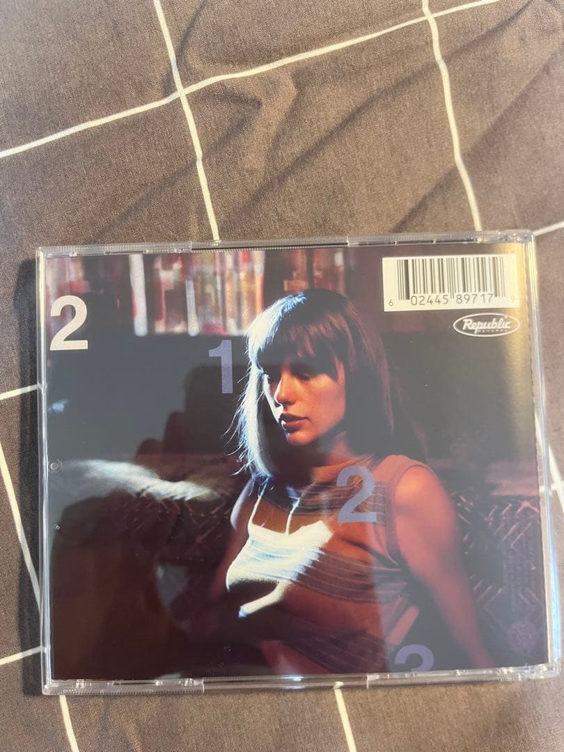 Taylor Swift Midnights サインアートカード入り