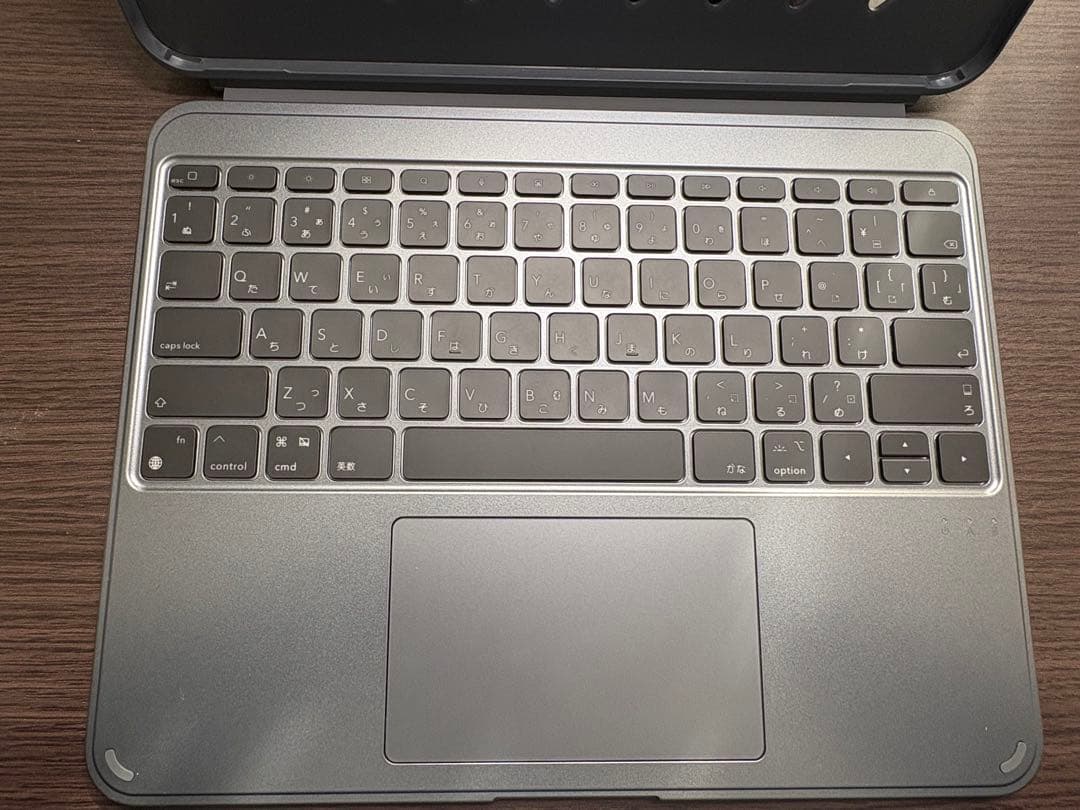 ESR Shift iPad Air 13インチ用キーボード付きケース
