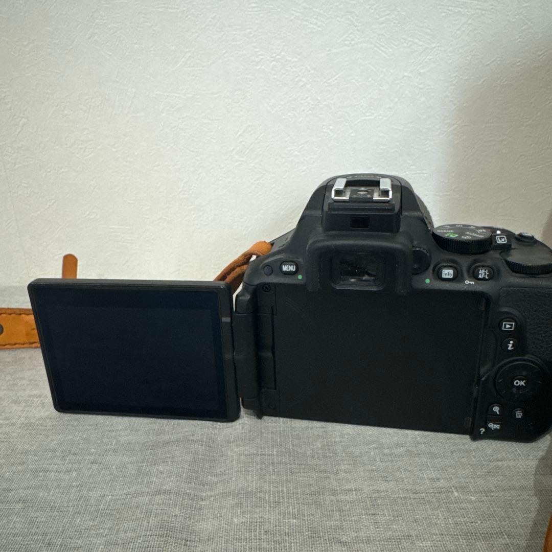 デジタルカメラ NIKON D5500