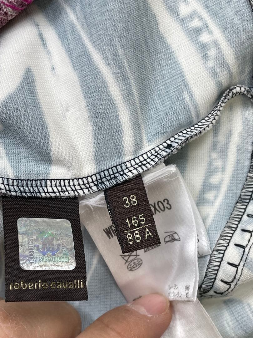 美品　roberto cavalli 総柄　ヒョウ柄 長袖ワンピース　イタリア製