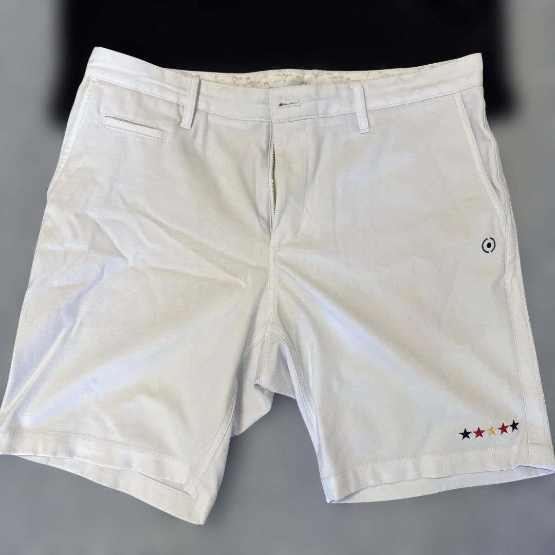 PING 黒シャツと白ショートパンツセット