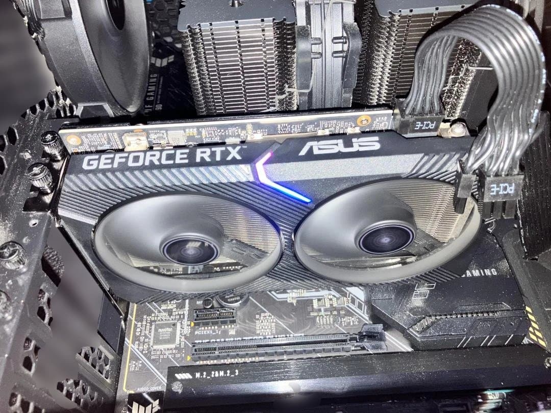 グラフィックボード・グラボ・ビデオカード DUALGeForce RTX3060Ti V2 MINI OC Edition