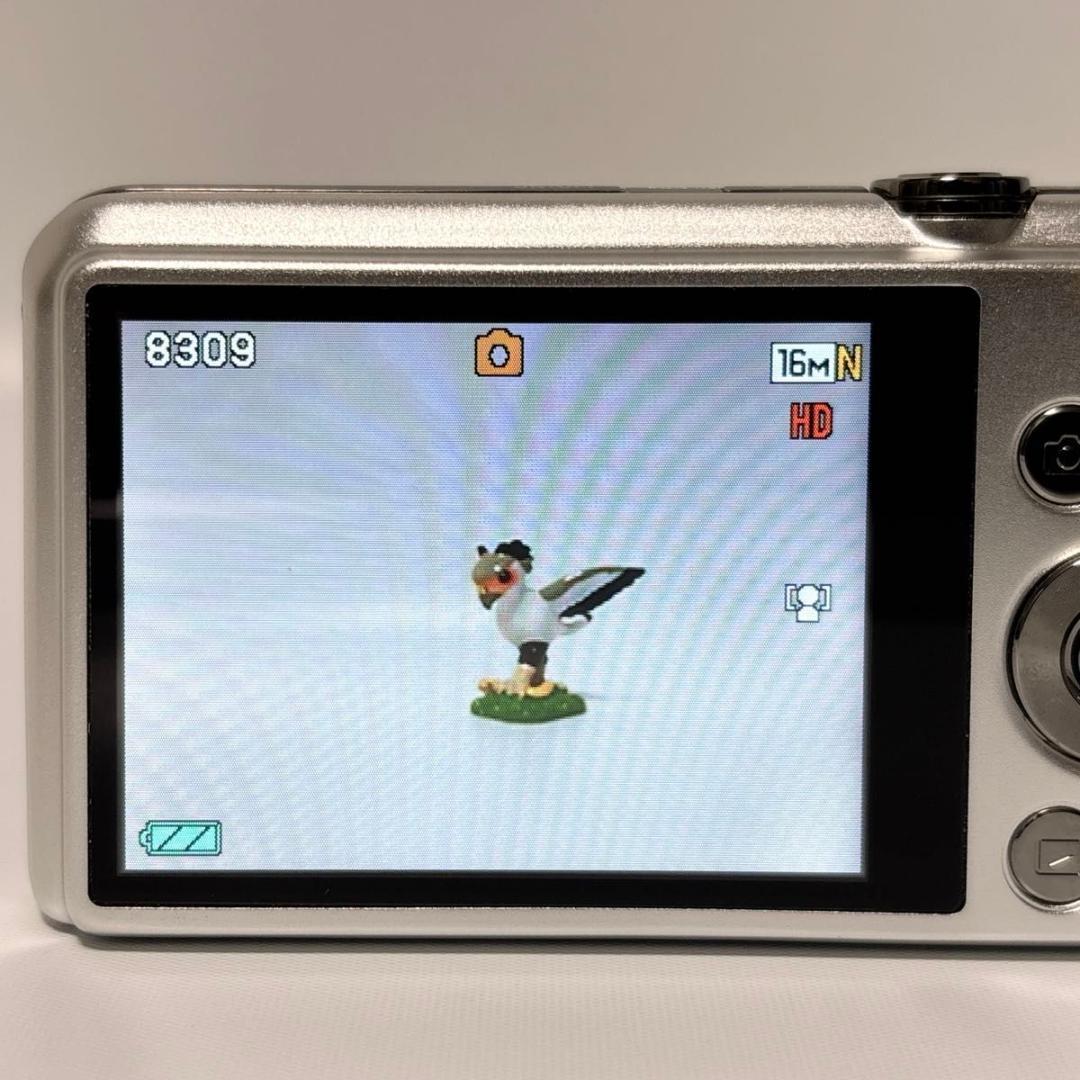 CASIO EXILIM EX-ZS28 シルバー 未使用級 極美品 箱付き