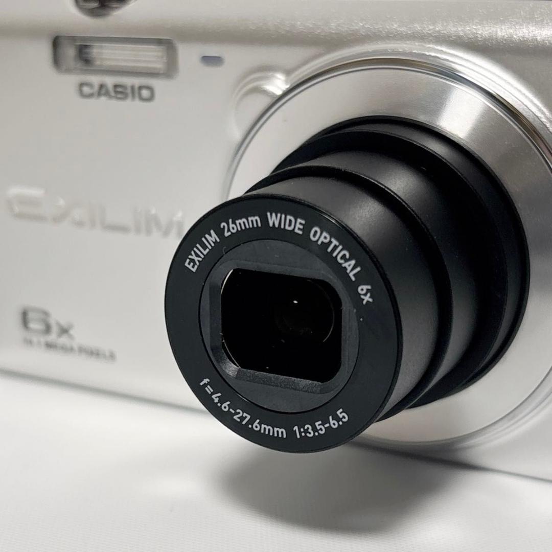CASIO EXILIM EX-ZS28 シルバー 未使用級 極美品 箱付き