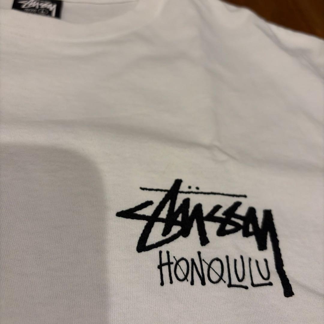 STUSSY HONOLULU Tシャツ 白 ハワイ限定 バックロゴ 人気 レア