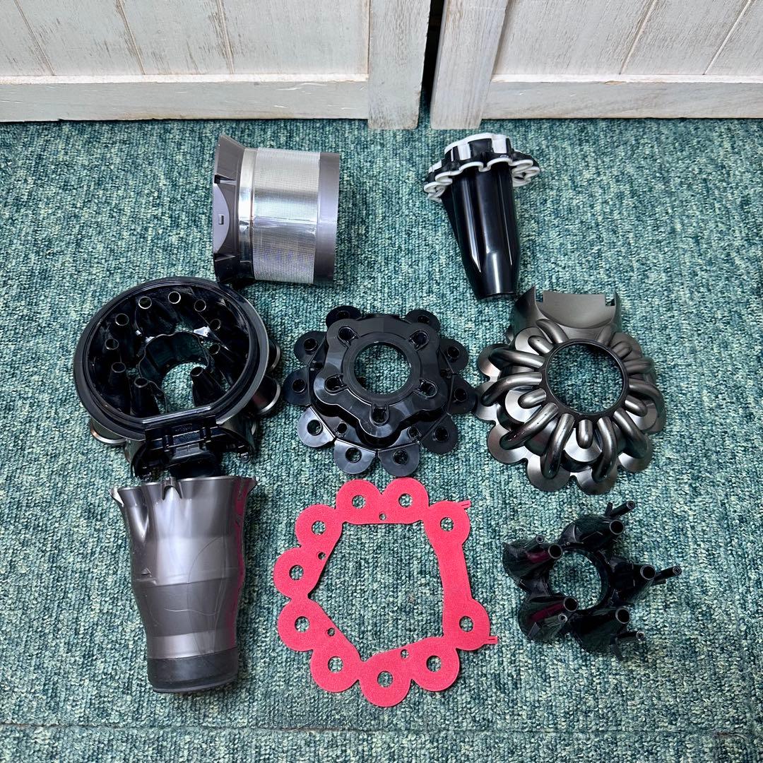 dyson SV10K V8 slim flully ダイソン コードレス掃除機