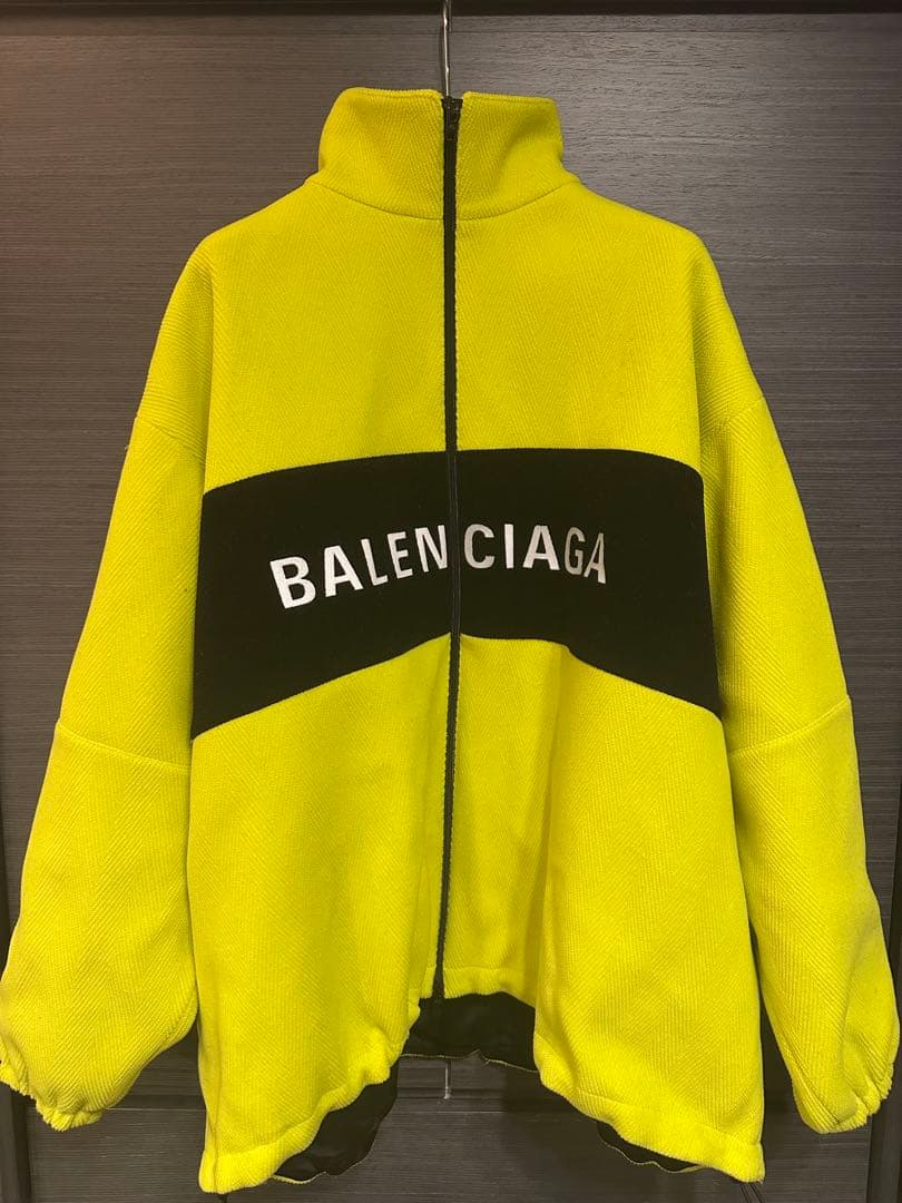 Balenciagaロゴジップアップジャケット ネオンイエロー ボアジャケット