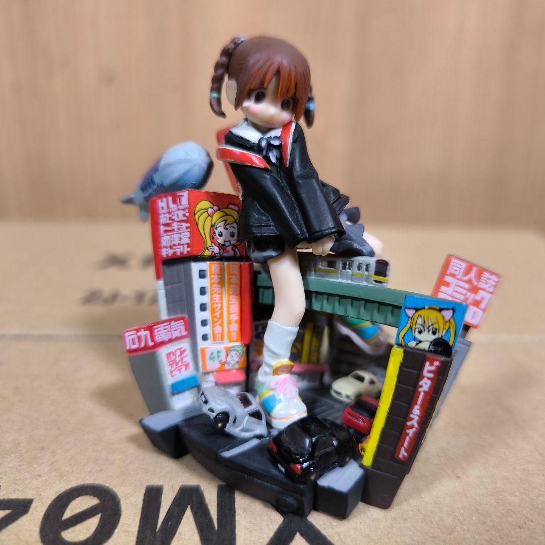 OTAKU ヴェネチア・ビエンナーレフィギュア付カタログ