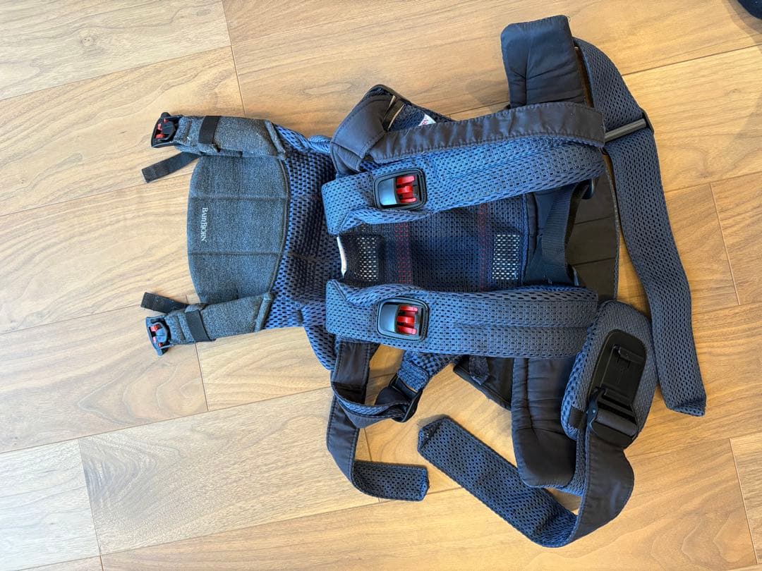 BABYBJÖRN ネイビー 抱っこ紐 メッシュ　ハーモニー