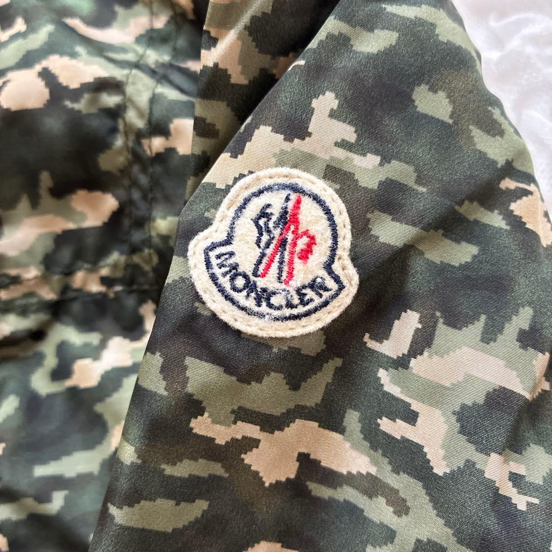 ♡本日限定大幅お値下げ‼︎♡MONCLER 迷彩柄 フード付きジャケット