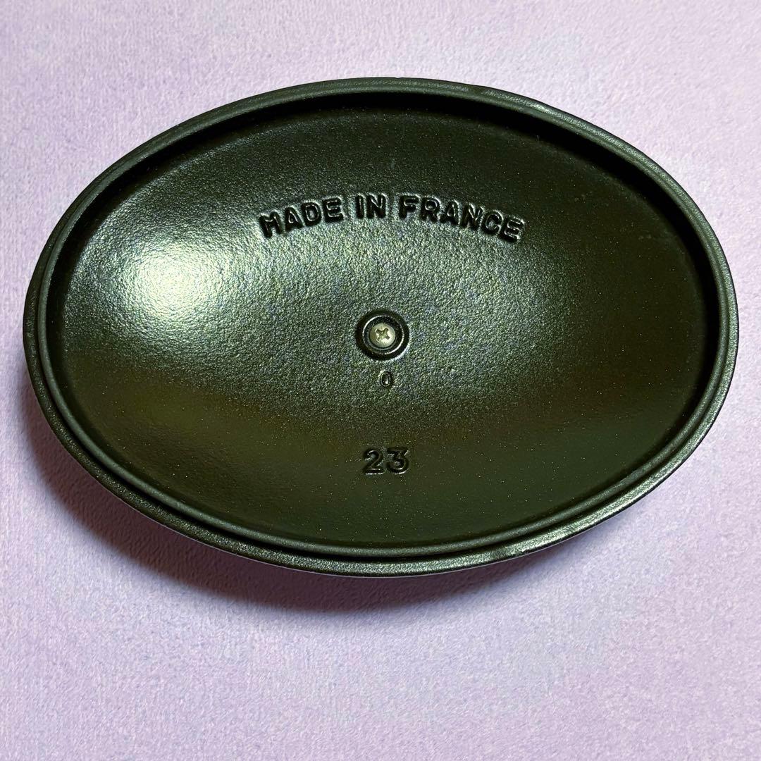 staub オーバルホットプレート 23cm