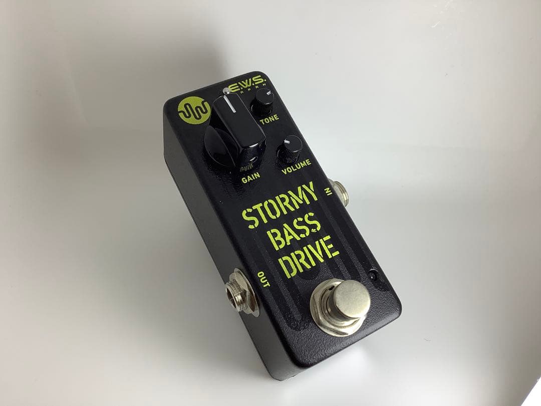 E.W.S. STORMY BASS DRIVE ベースエフェクター
