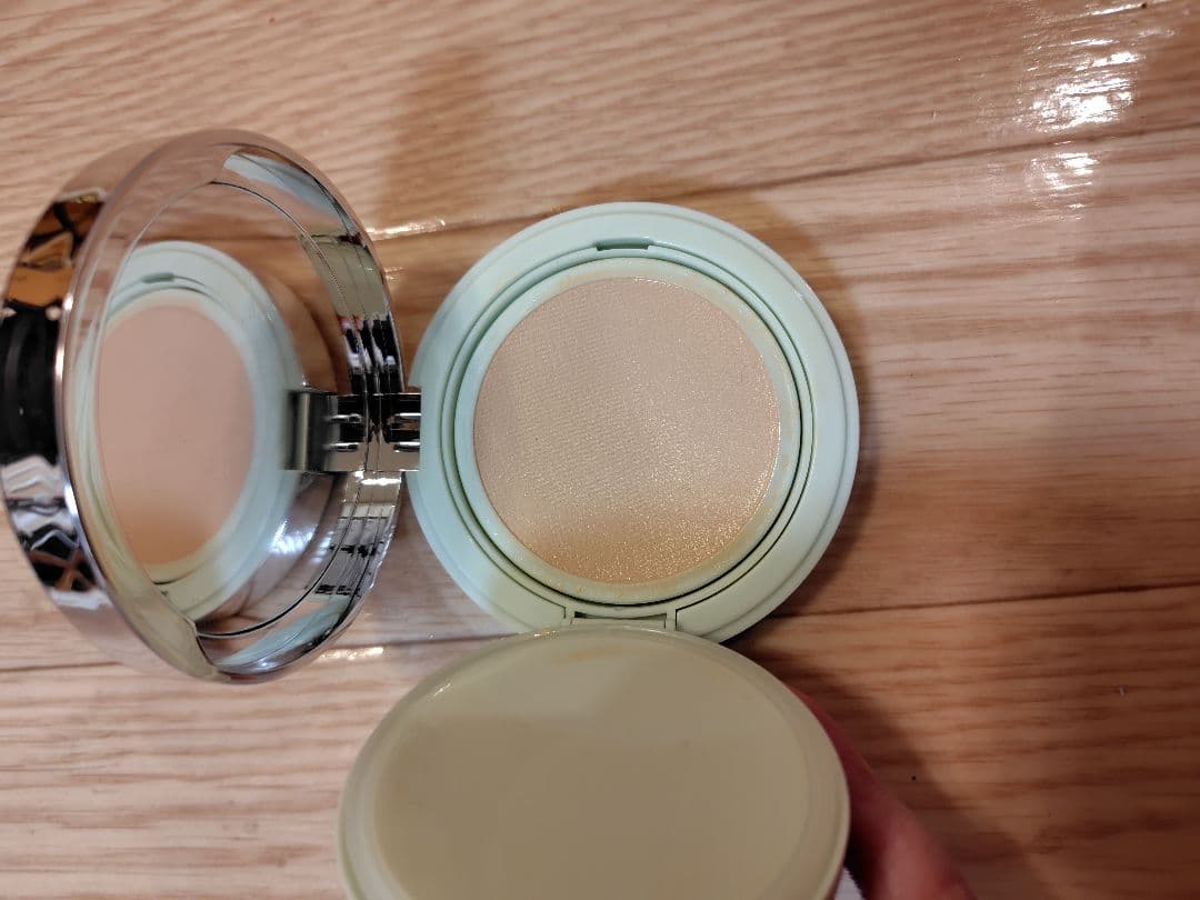 PRADA プラダ クッションファンデーション LN10&プライマーセット