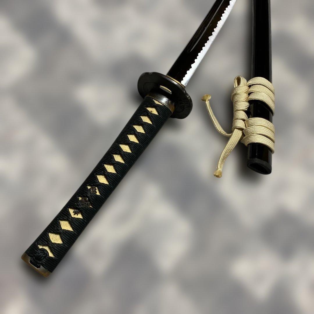 格安高級居合刀 濃緑柄 竹笹木瓜鉄鍔 黒呂鞘